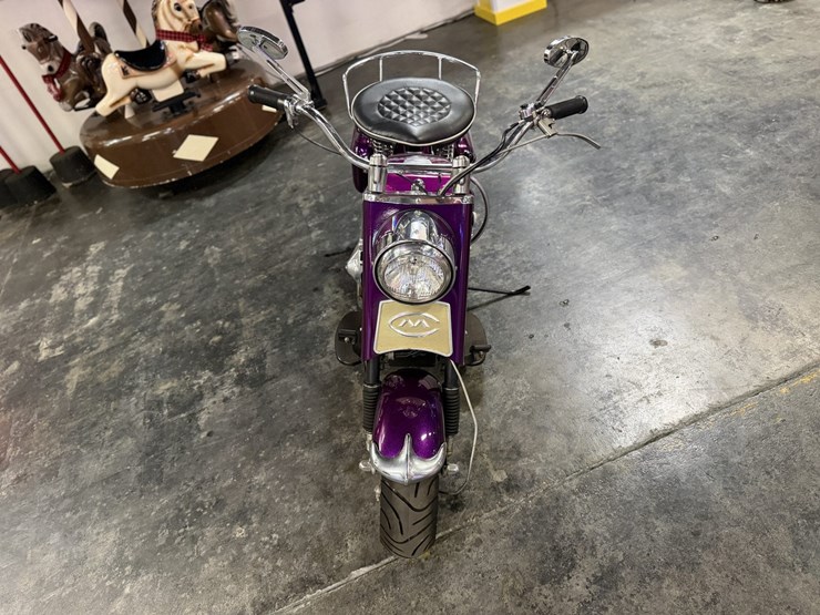 #158-•-1960-cushman-eagle-motor-scooter-image-4