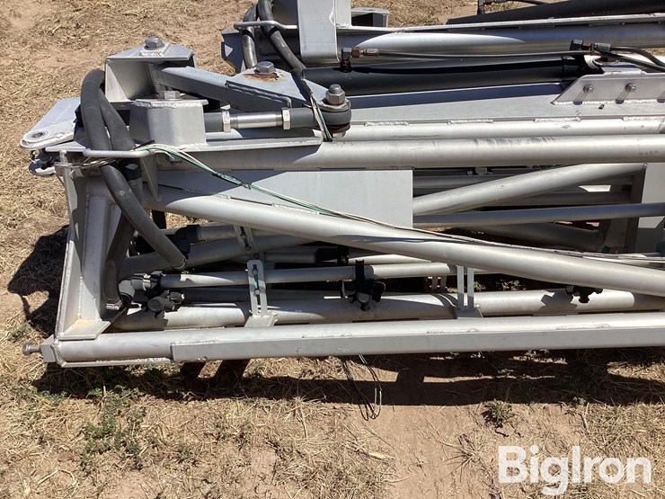 john-deere-120-image-18
