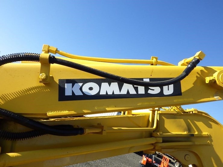 komatsu-pc28-image-12