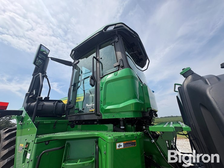2025-john-deere-9rx-640-image-11