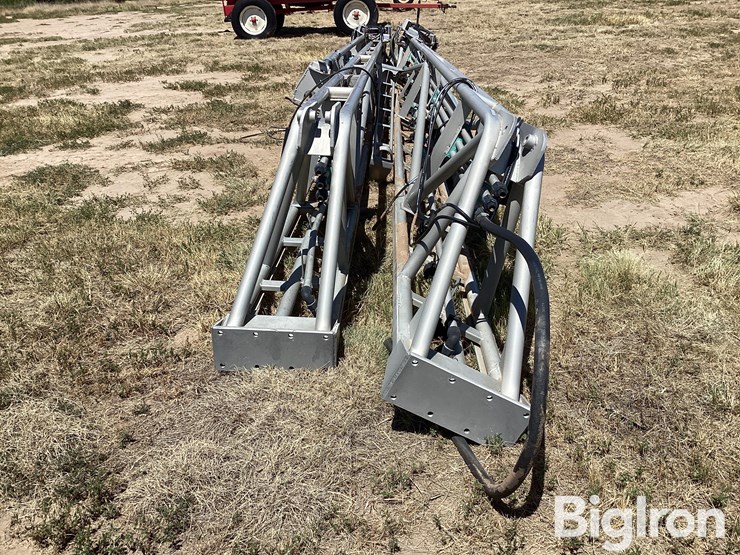 john-deere-120-image-8