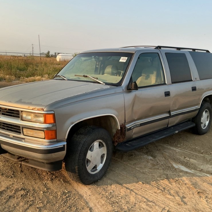1999 CHEVROLET SUBURBAN