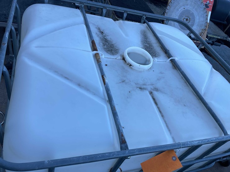 #9131-•-275-gallon-ibc-liquid-container-(03)-image-2