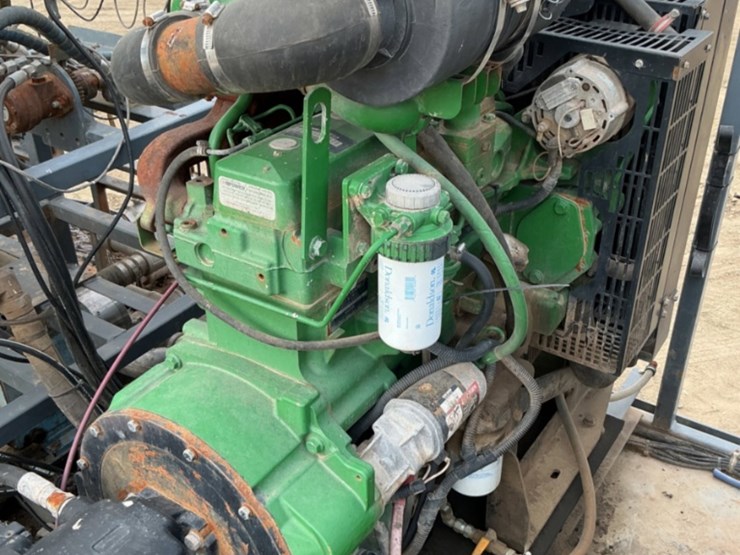 2014-john-deere-4045t-image-21