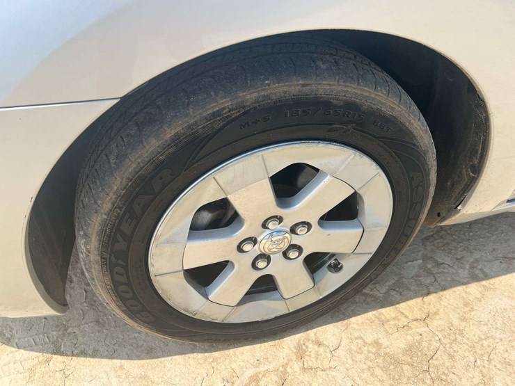 2009-toyota-prius-4-door-hybrid-sedan-(231,099-miles)-image-24