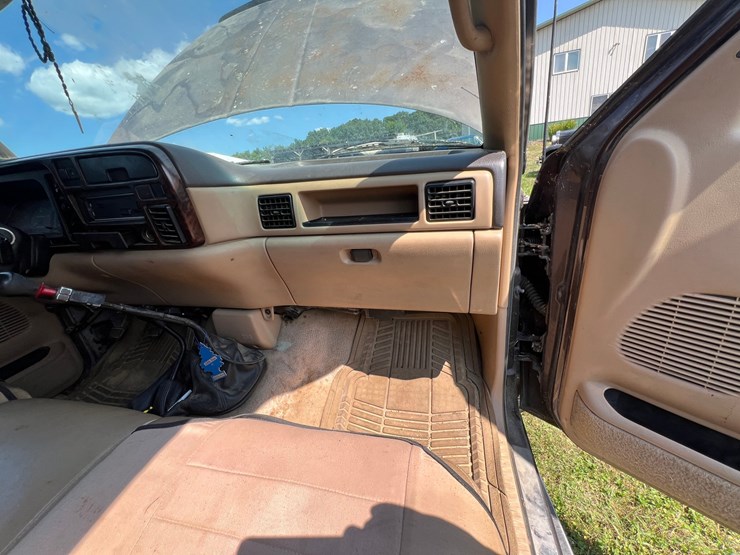 1997-dodge-ram-3500-image-30