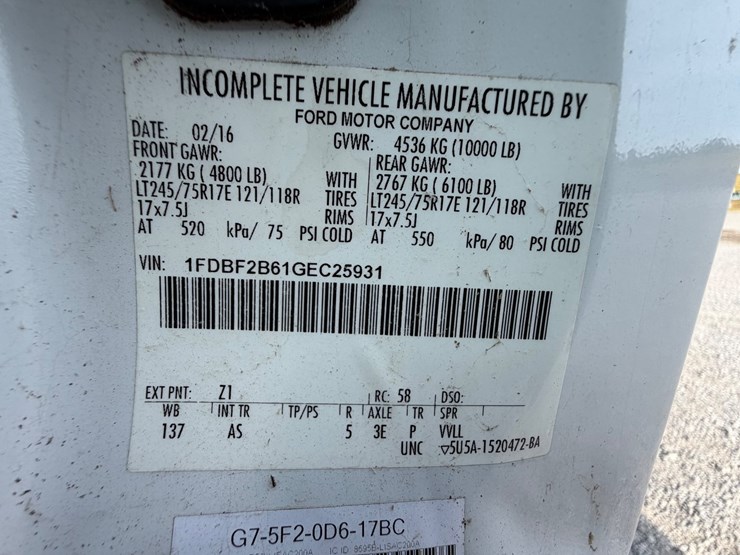 #247-•-2016-ford-xl-f-250-service-truck-image-24