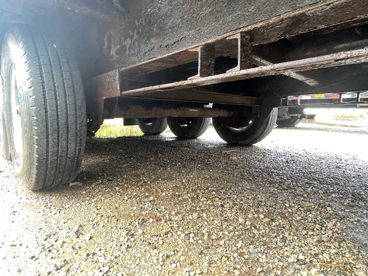 #10501-•-2016-delta-gooseneck-flatbed-(has-wi-title)-image-36