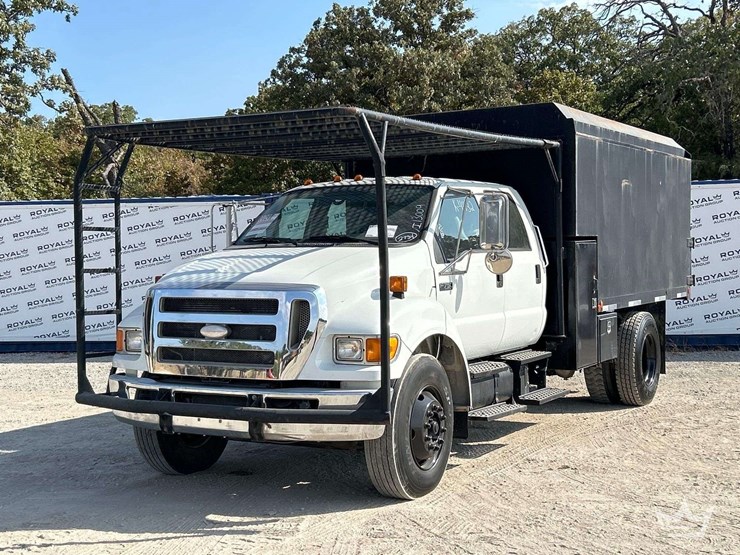 2008-ford-f750-image-1