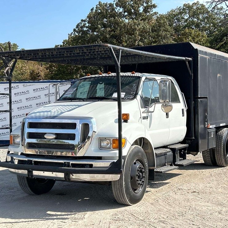 2008 FORD F750
