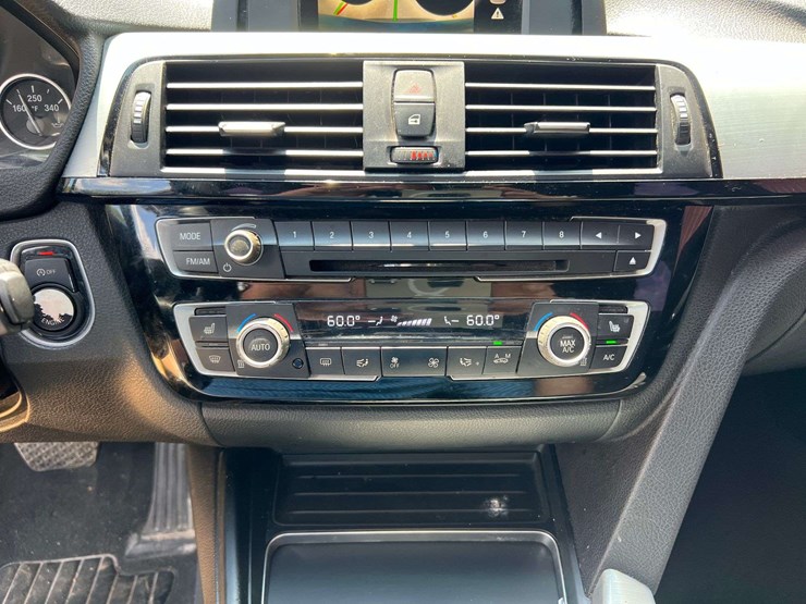 2017-bmw-328i-(147,271-miles)-image-31