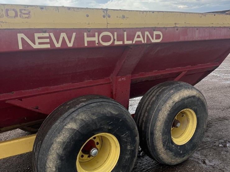 new-holland-308-image-3