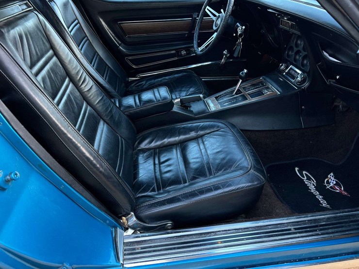 1975-chevrolet-corvette-stingray-(64,061-miles)-image-35