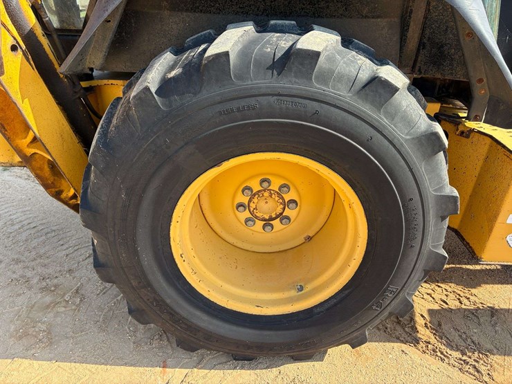 deere-310e-image-8