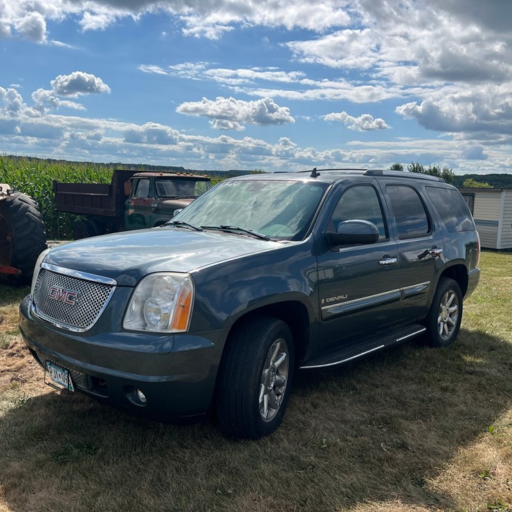 2008 GMC YUKON DENALI