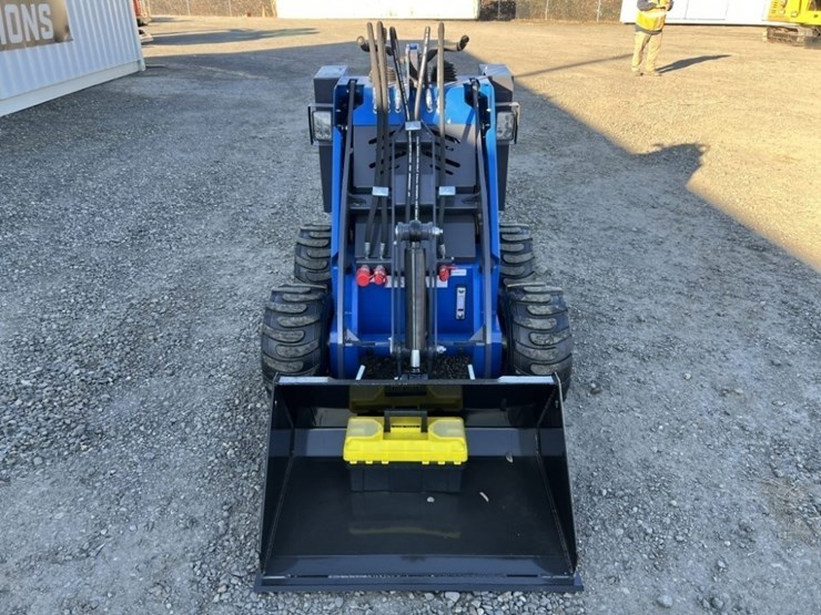 2026-agt-mx-mrw14-mini-skidsteer-loader-image-8