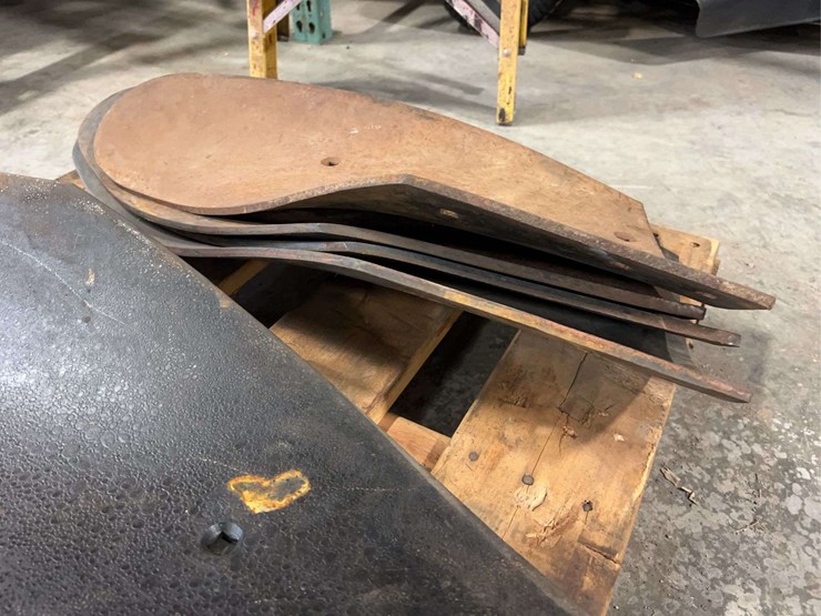 (10)-14”-moldboards-image-8