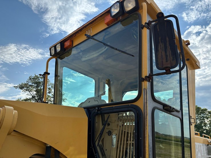 1999-caterpillar-163h-vhp-image-10