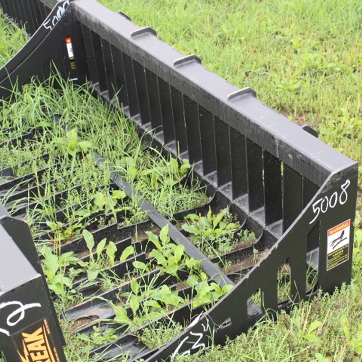 #5008 • 63'' skid steer rock bucket