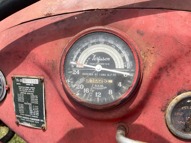 #1607-•-ferguson-tractor-image-29