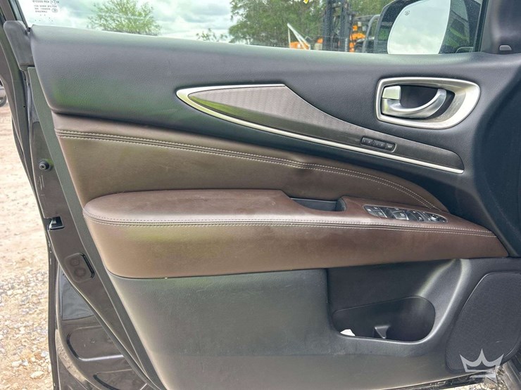 2016-infiniti-qx60-image-11
