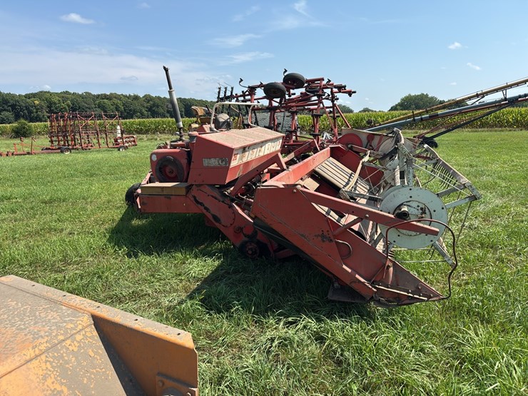 hesston-300-image-1