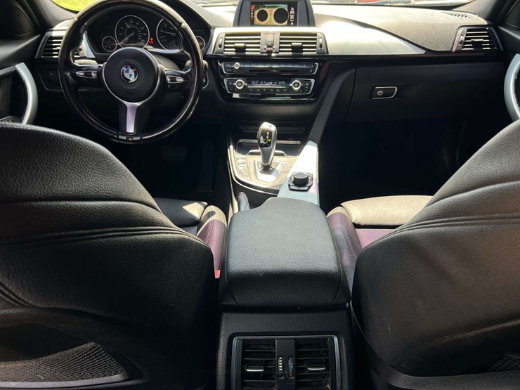 2017-bmw-328i-(147,271-miles)-image-41