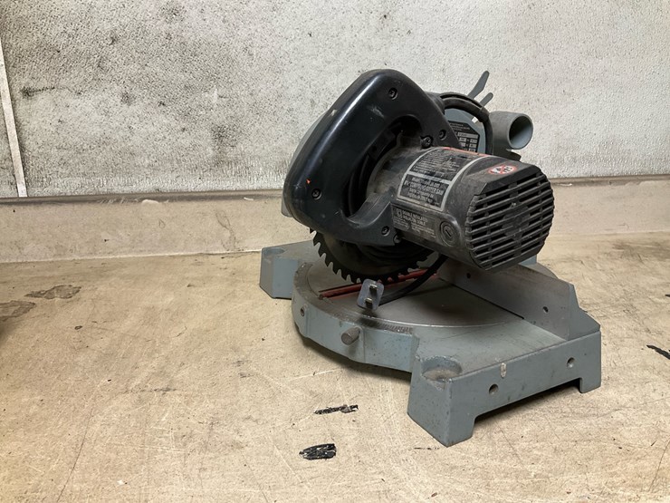 #117-•-delta-8-1/4"-compound-miter-saw-image-2