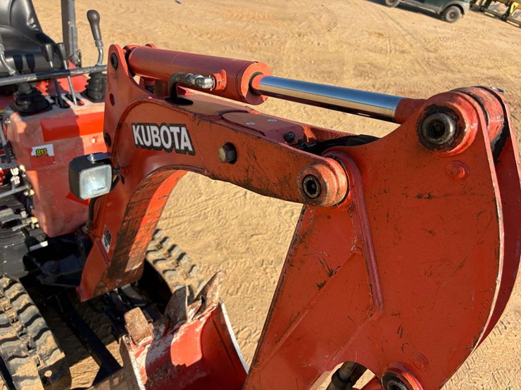 2019-kubota-k008-3-image-14