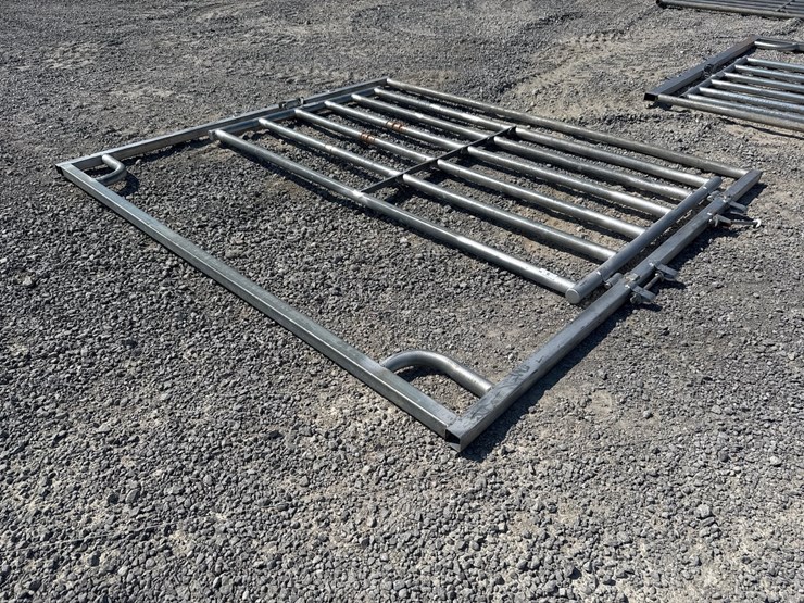#554-•-8.5'-gate-image-1