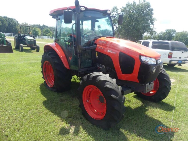 2022-kubota-m5-111d-image-1