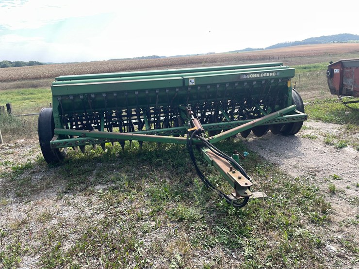 john-deere-450-image-1