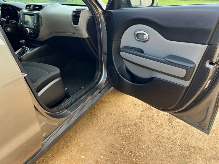 2019-kia-soul-image-42