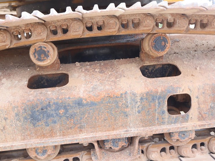 2014-deere-160g-lc-image-32