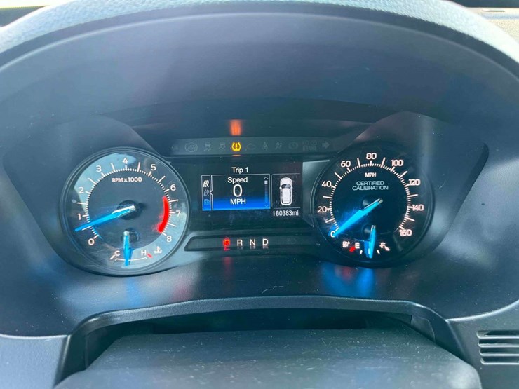 2018-ford-explorer-image-11