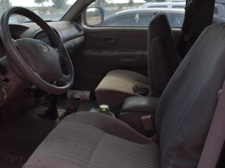 2003-toyota-tundra-image-10