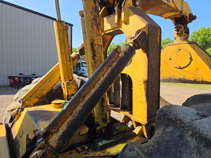 2000-caterpillar-525-image-30