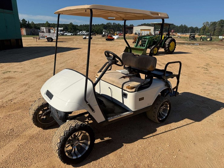 ezgo-golf-cart-image-1