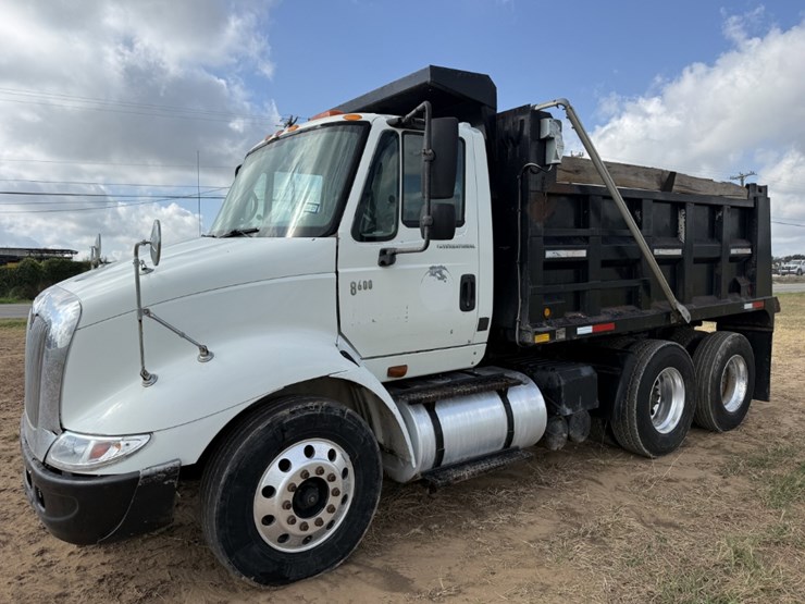 2004-international-transtar-8600-image-1