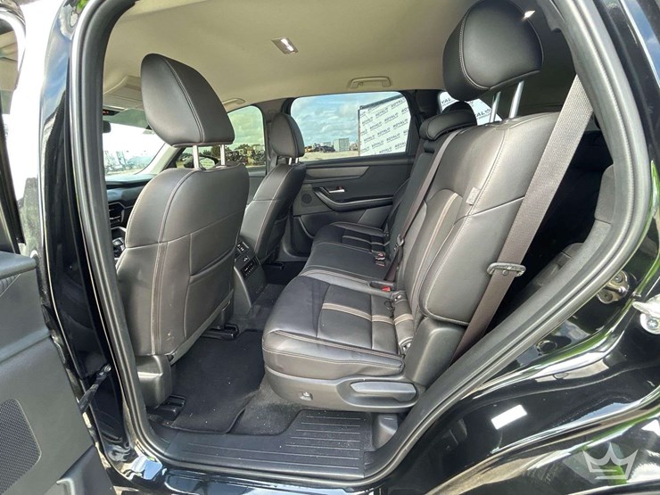 2024-mazda-cx90-image-23