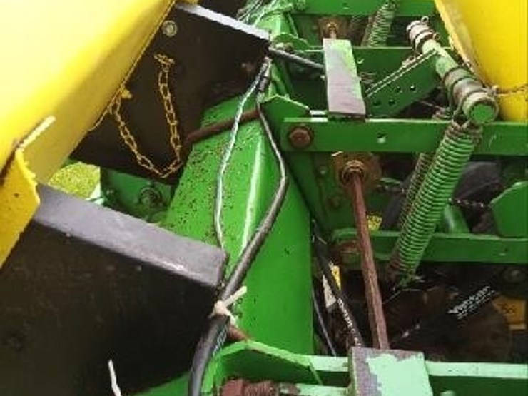 john-deere-7000-image-10