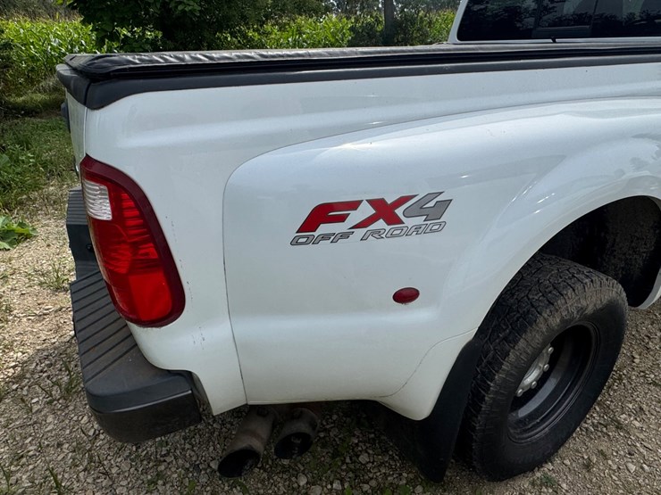 2008-ford-f350-image-25