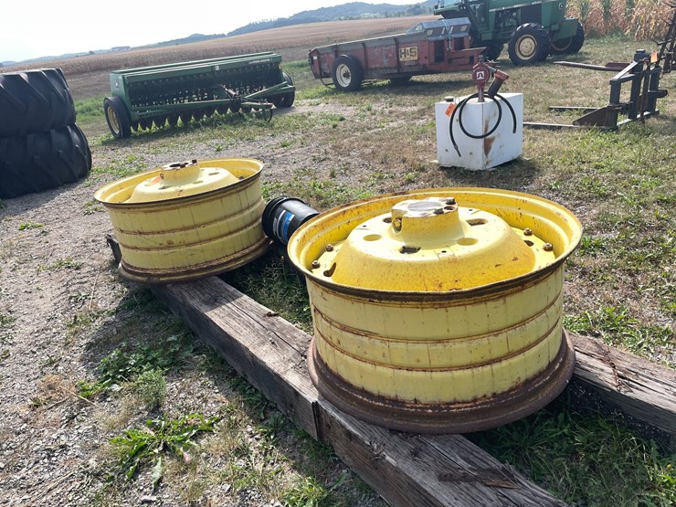 #6216-•-tractor-rims-image-1