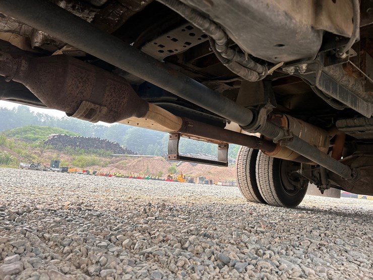 2019-ford-f550-image-49