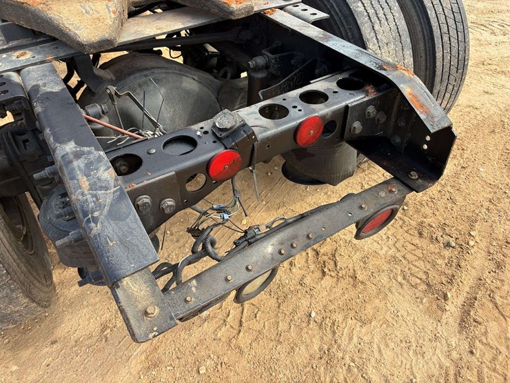 2012-international-durastar-4400-image-12