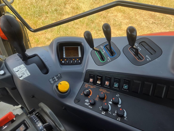 kubota-m6-111-image-45