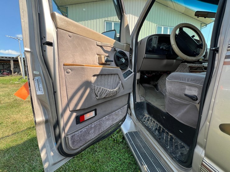1995-ford-150-image-9