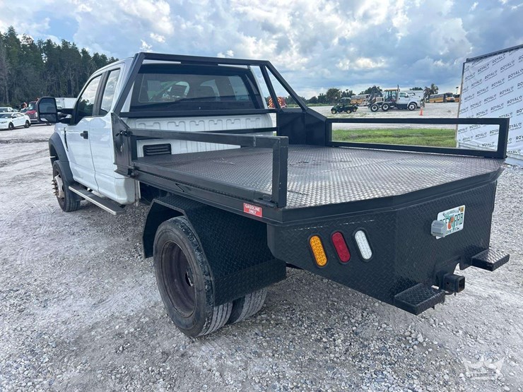 2017-ford-f550-image-4