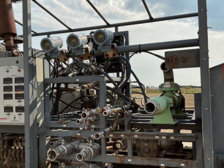 2014-john-deere-4045t-image-10