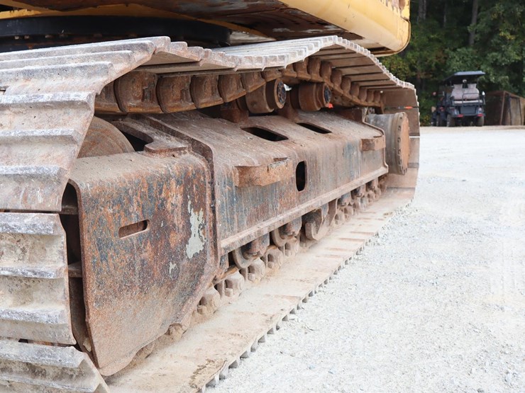 2014-deere-160g-lc-image-24